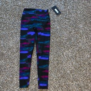 K Deer sneaker length legging size medium